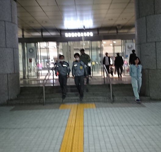 161017-02